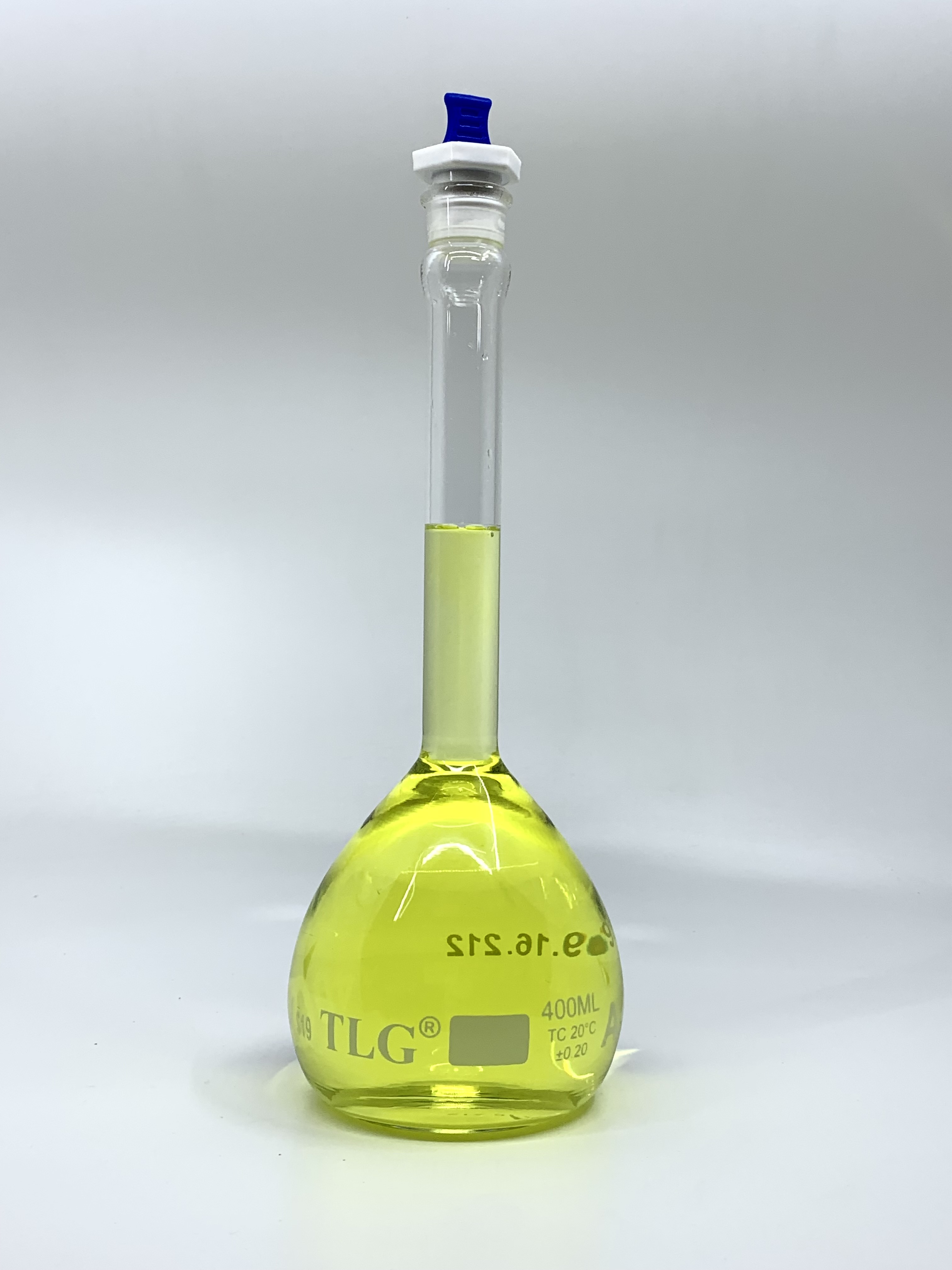 Buy Online Volumetric Flask Ml Serialized And Certified Heavy