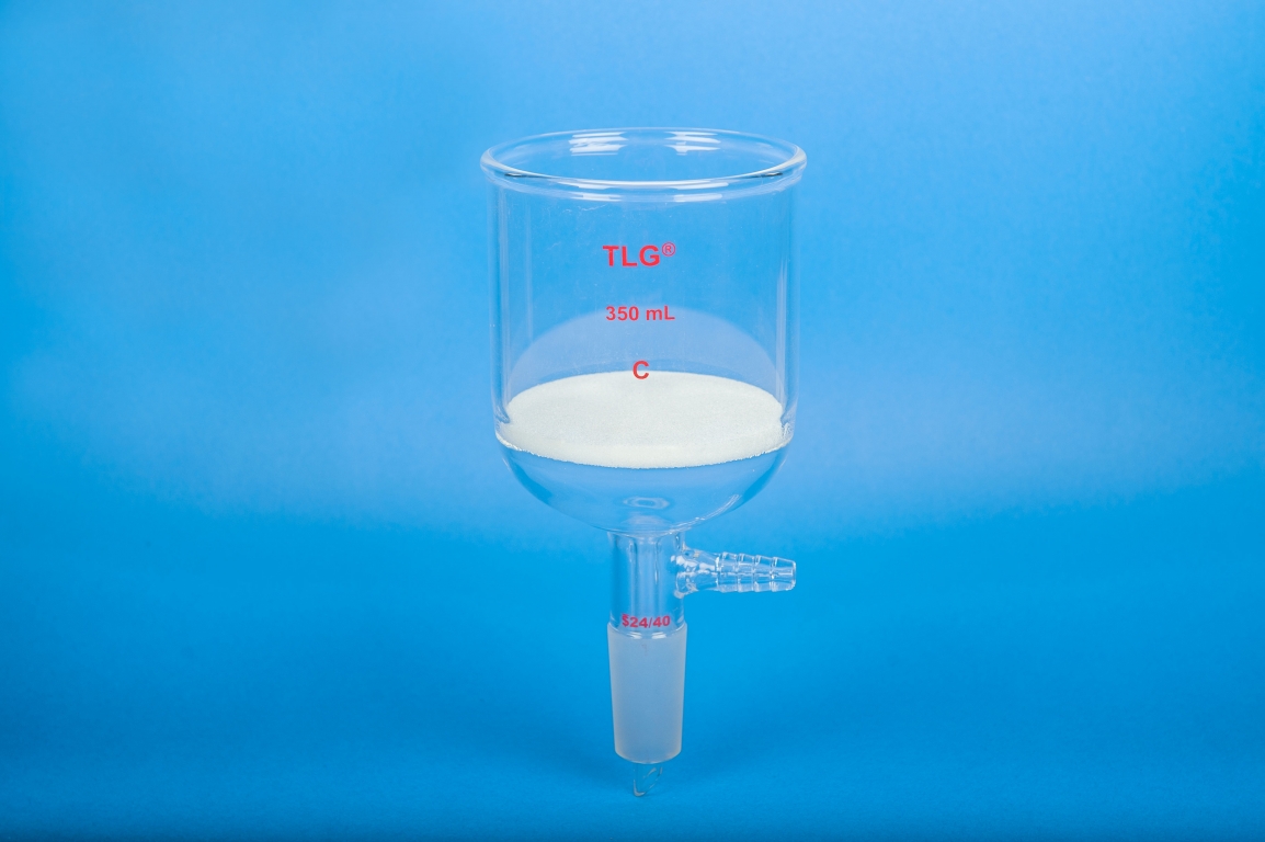 Filter Funnel, Buchner, Inner Joint, Capacity 15mL, Joint 14/20, Frit O.D. 20mm, Porosity Fine