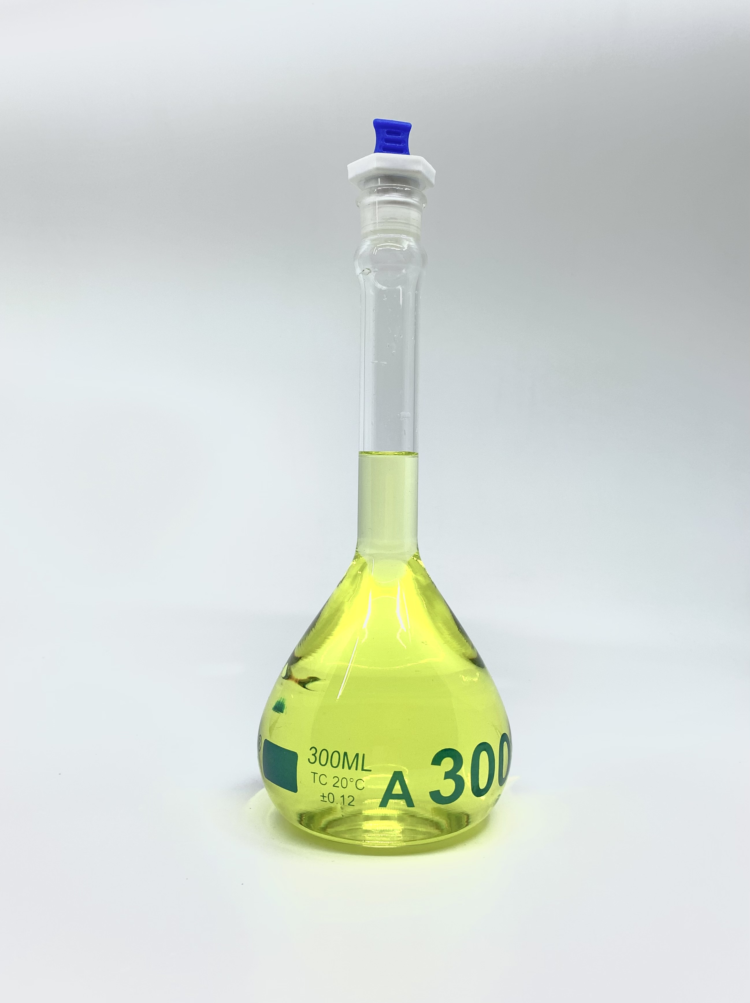 Volumetric Flask, 300mL, Serialized and Certified, Heavy Duty, Wide Mouth, Clear, PE Stopper# 19, Class A, As Per USP Standards