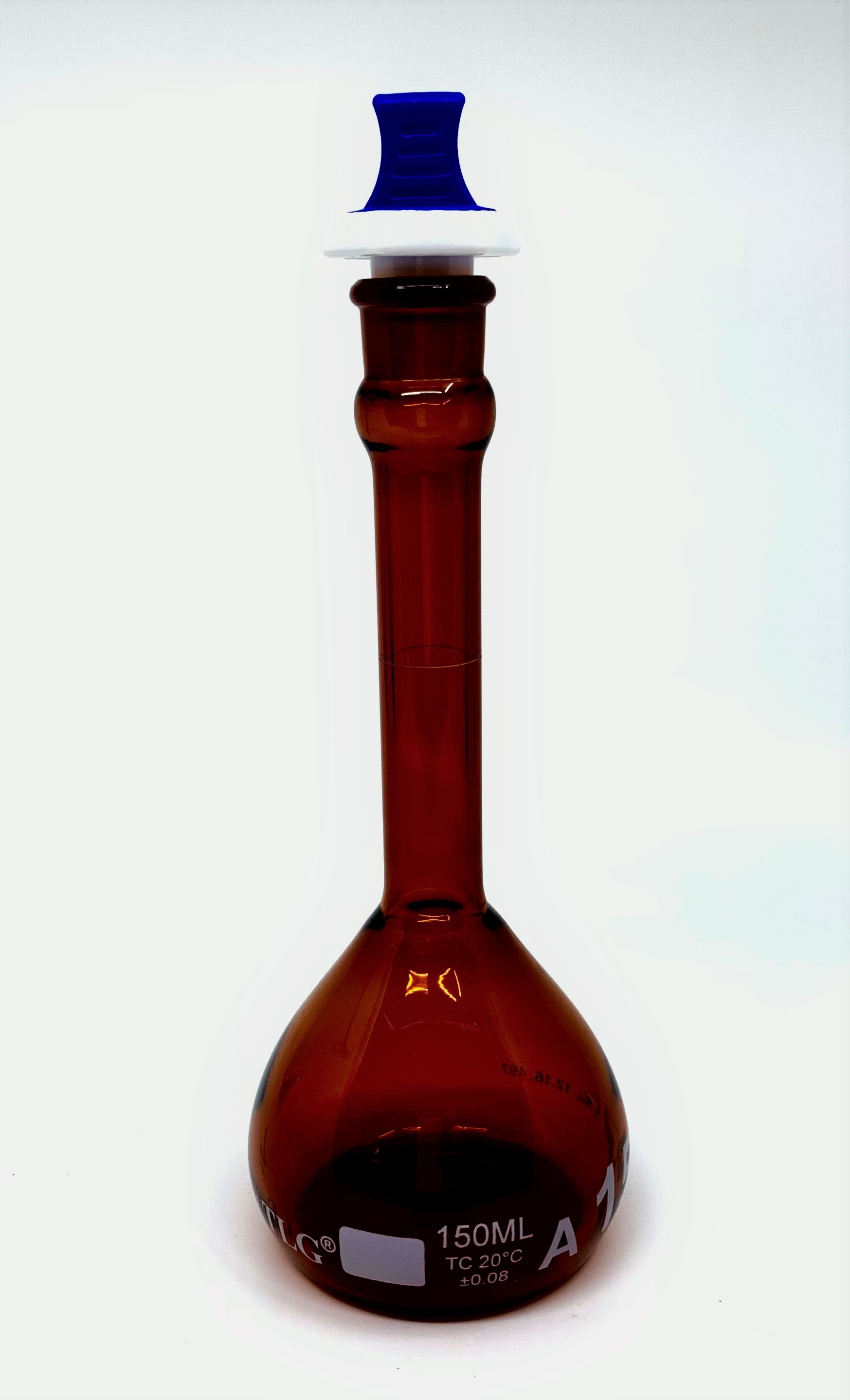 Volumetric Flask, Low Actinic Amber, 150mL, Wide Mouth, PE Stopper#16, Class A, As Per USP Standards